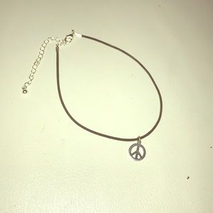 Justice Peace sign chocker